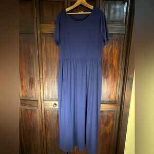 Chic‎ Navy Maxi Dress
